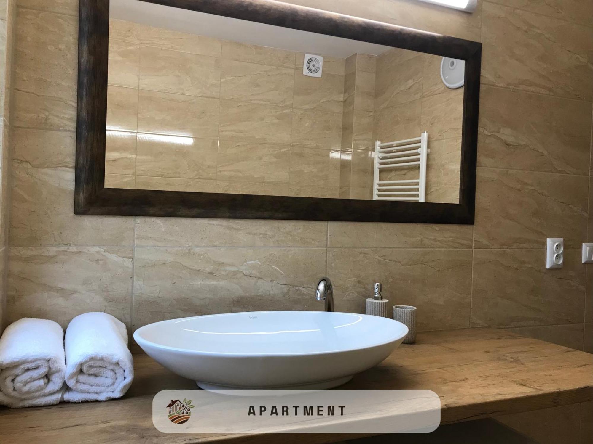 Apartmanovy Dom Visnove Dış mekan fotoğraf