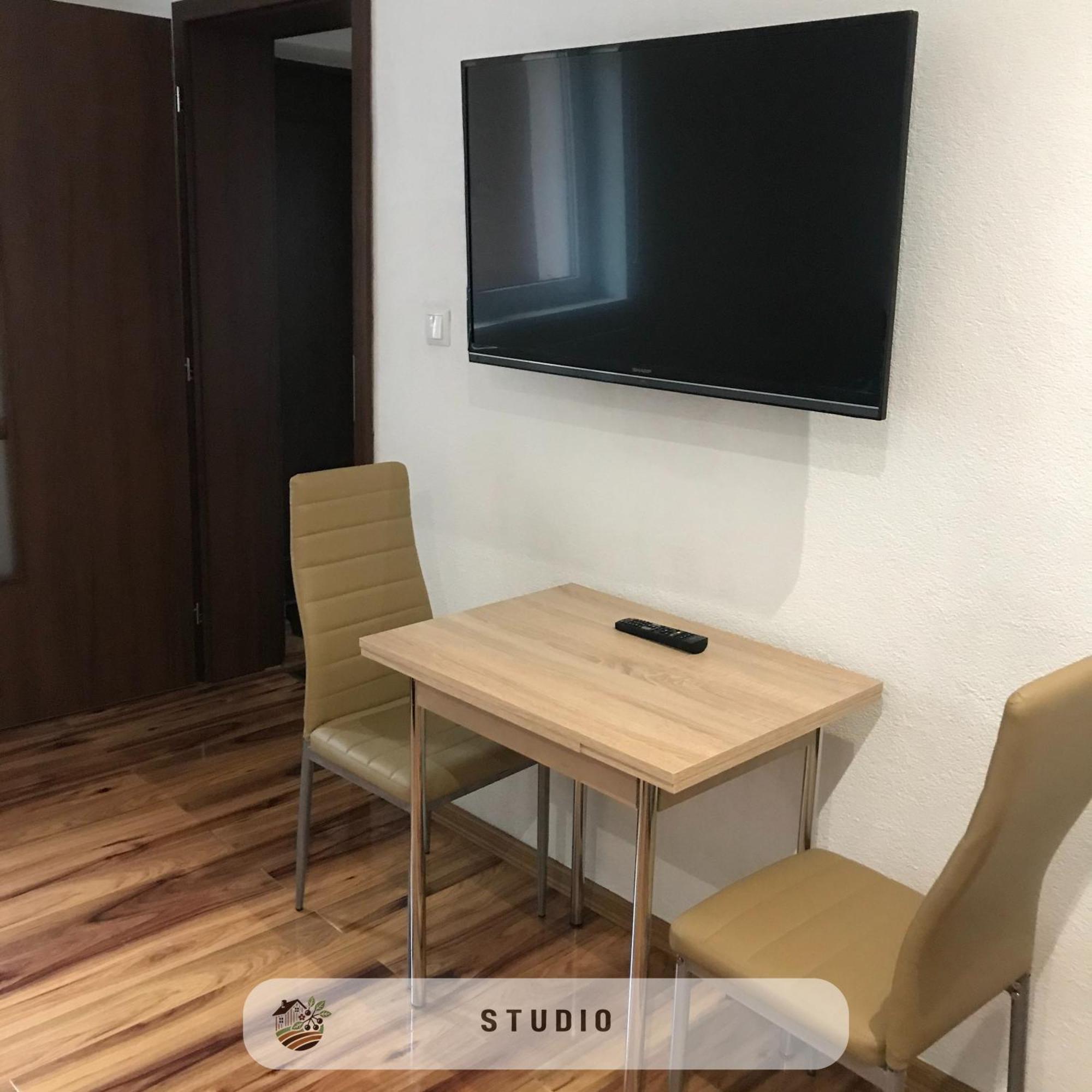 Apartmanovy Dom Visnove Dış mekan fotoğraf